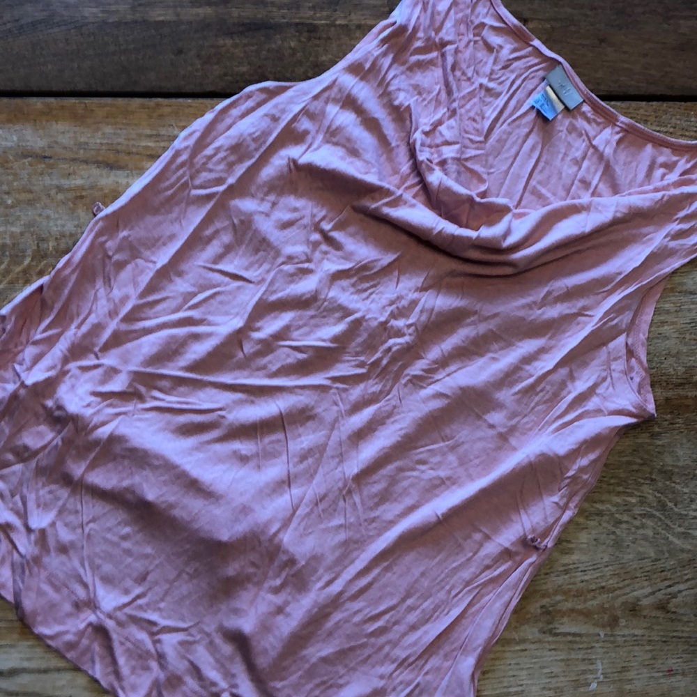 Scoop neck cami
